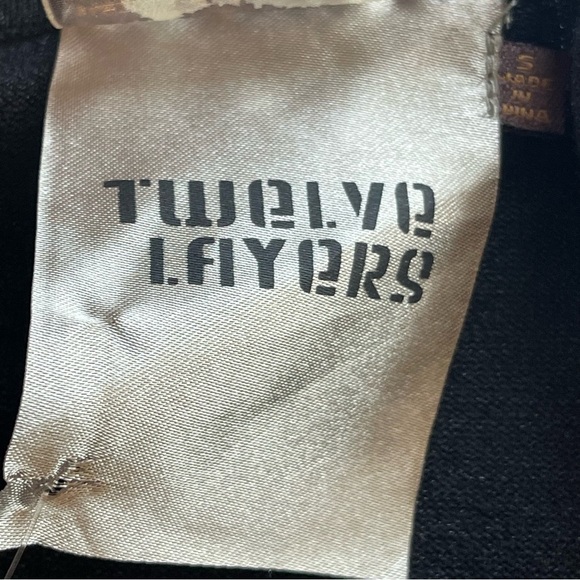 Twelve by twelve Black Sweater Cardigan/SSLV.  Women Size Small - Picture 9 of 12